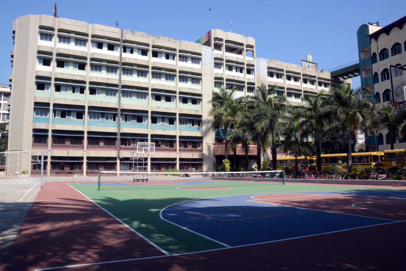 Royal Society of Bombay is Founded